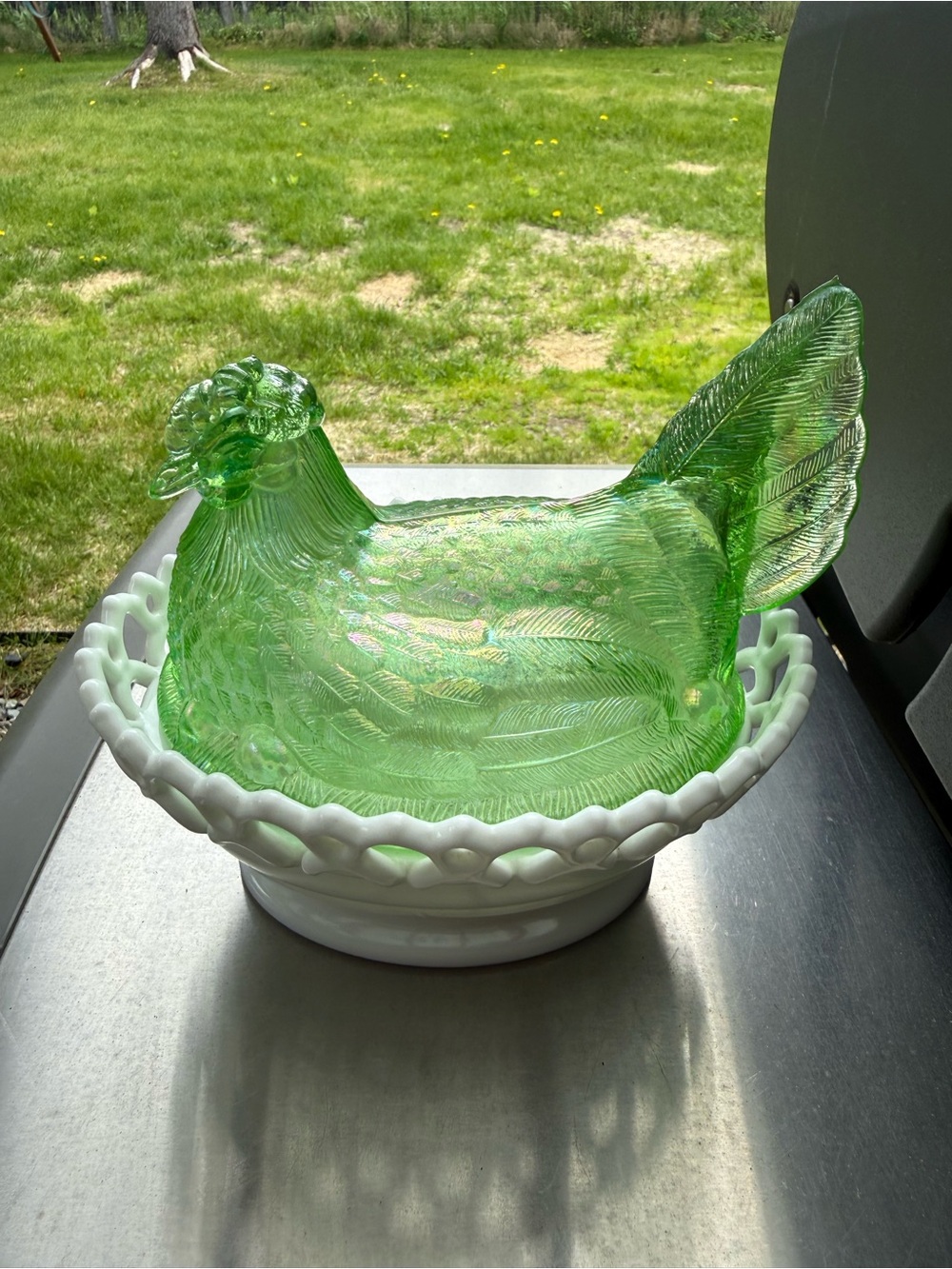 Green Glass Hen on Nest Decorative Home Accent
